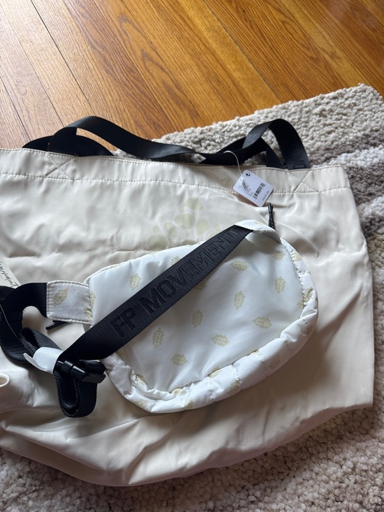 Free People bundle - Picture 6 of 6